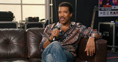 Lionel Richie Health Update After Onstage Scare, Postponed Shows